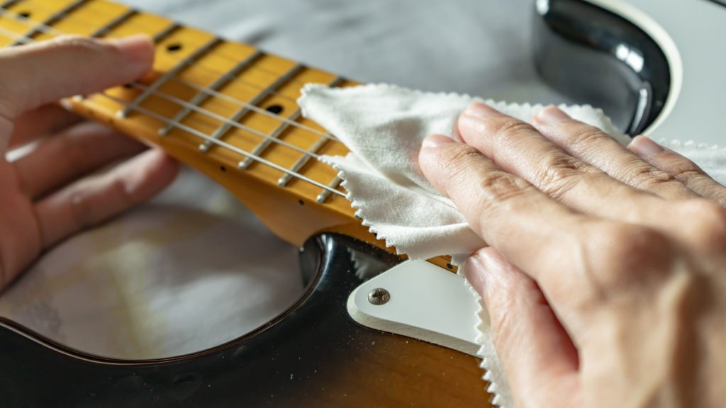 how to clean your guitar
