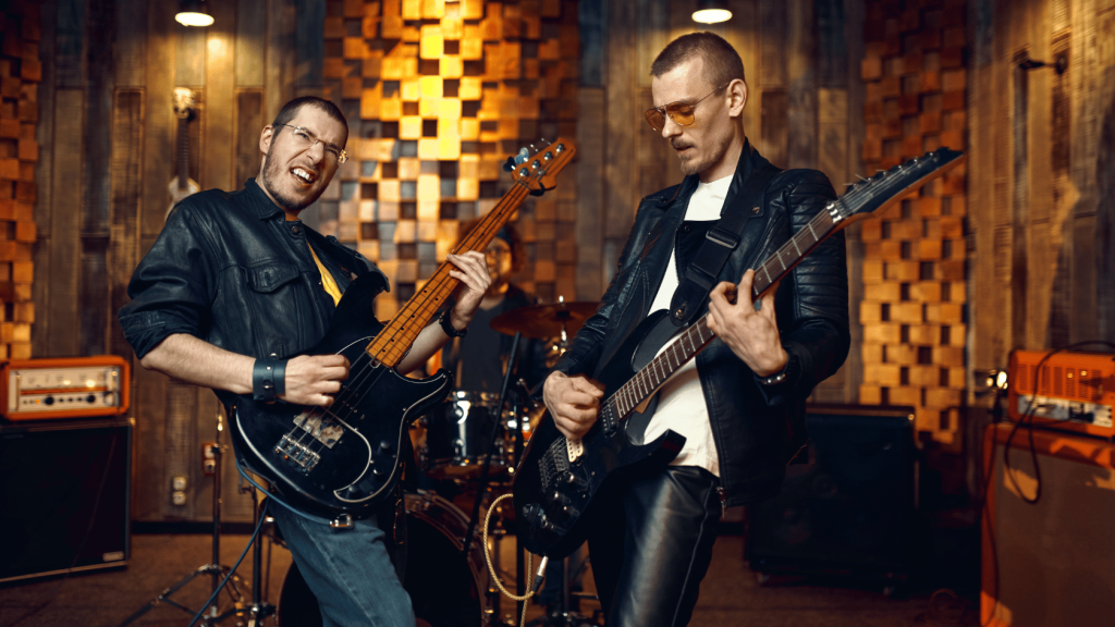 Electric and bass guitar players
