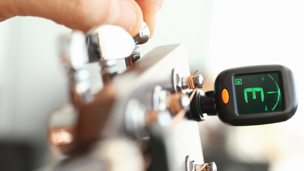 Guitar tuner clip on